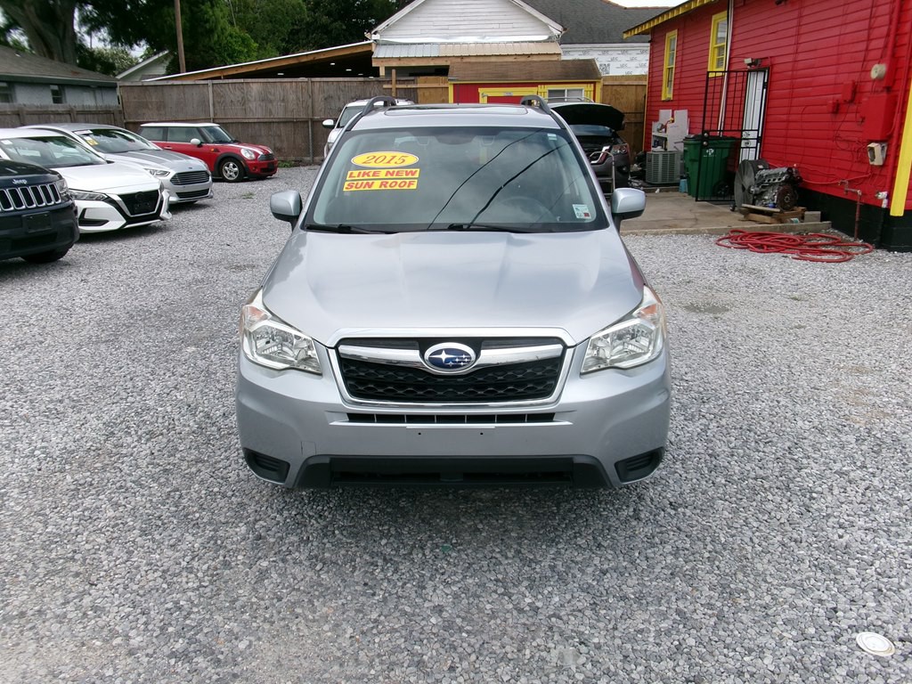 2015 Subaru Forester Image 2