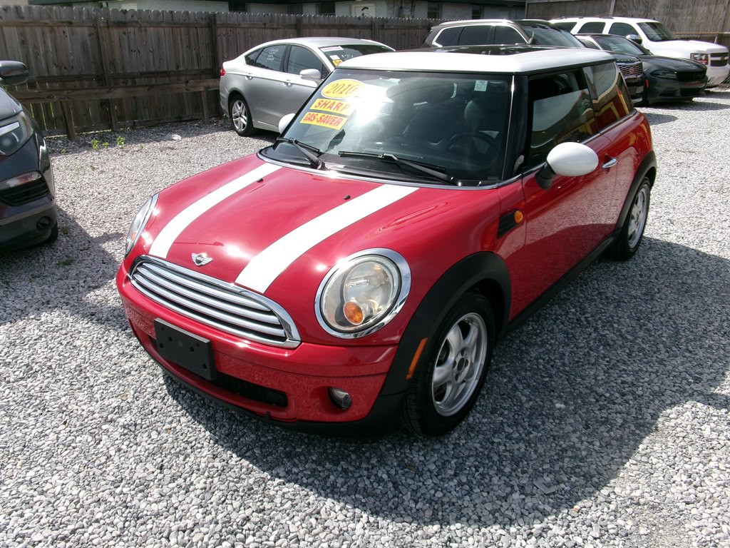 2010 MINI Cooper Image 3