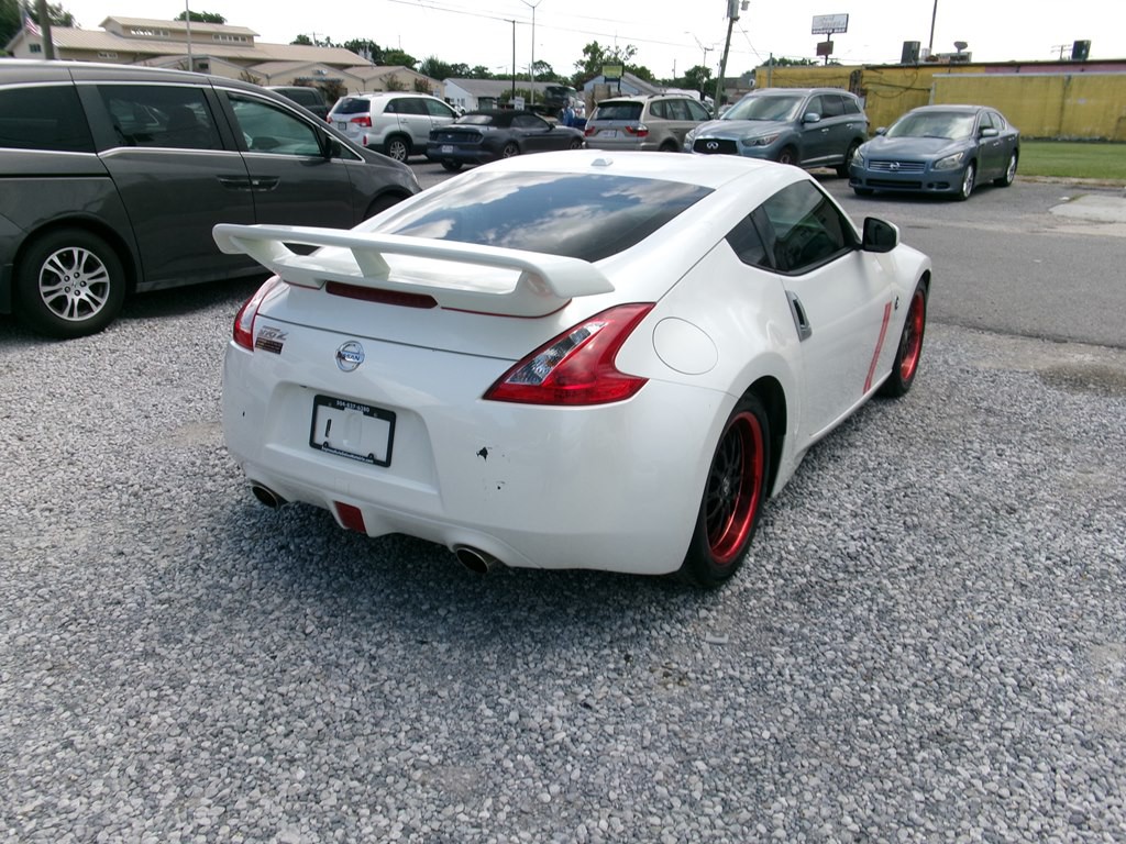 2014 Nissan 370Z Image 7