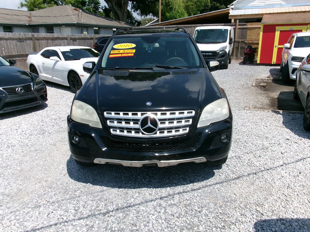 2010 Mercedes-Benz M-Class Image 3