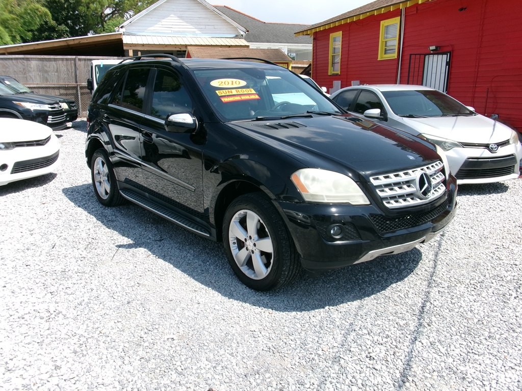 2010 Mercedes-Benz M-Class Image 8