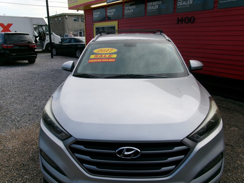 2017 Hyundai Tucson Image 2
