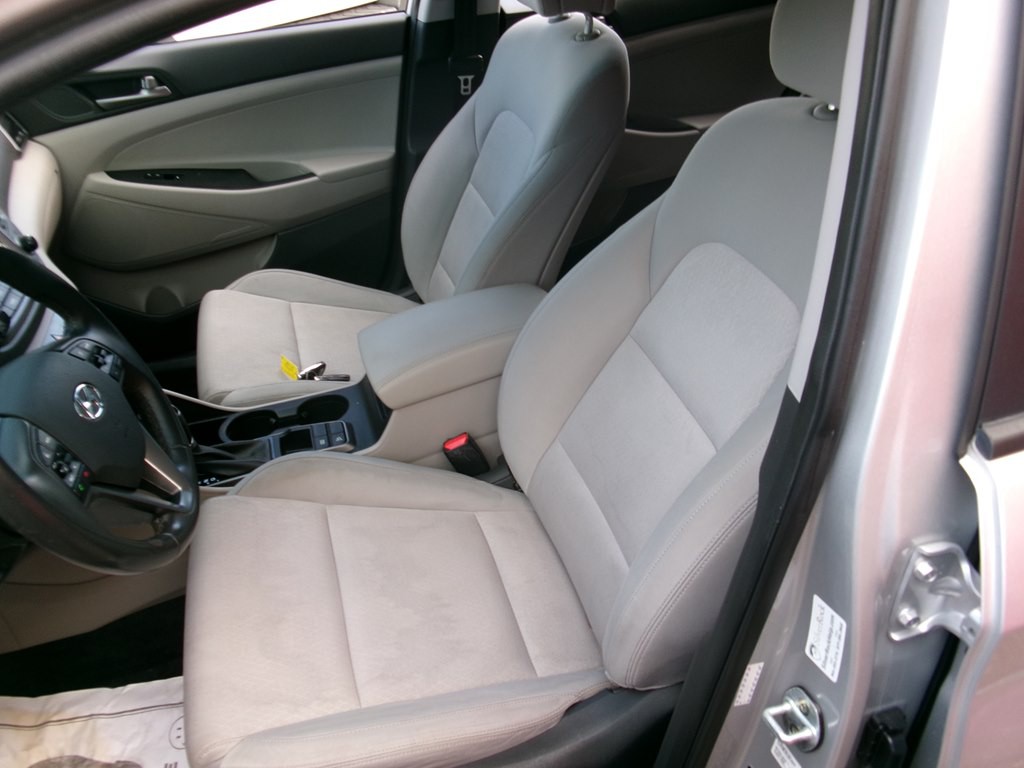 2017 Hyundai Tucson Image 17