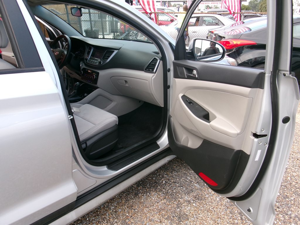 2017 Hyundai Tucson Image 22