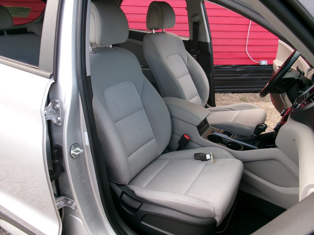 2017 Hyundai Tucson Image 24