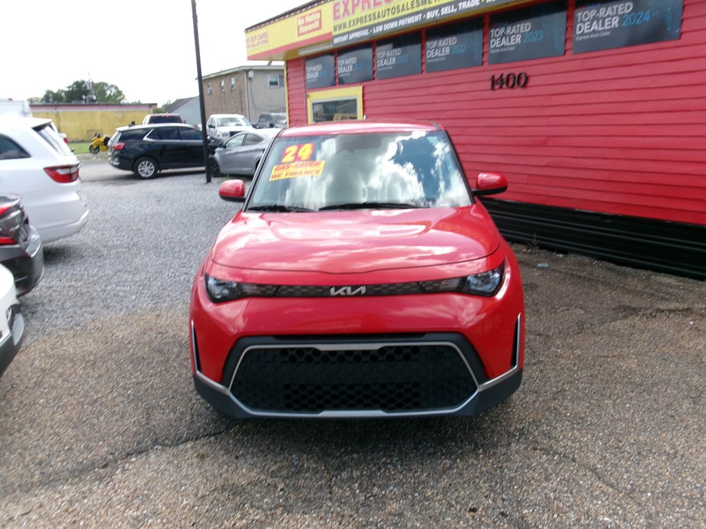 2024 Kia Soul Image 2