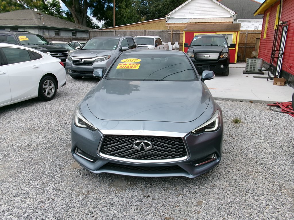 2017 INFINITI Q60 Image 2