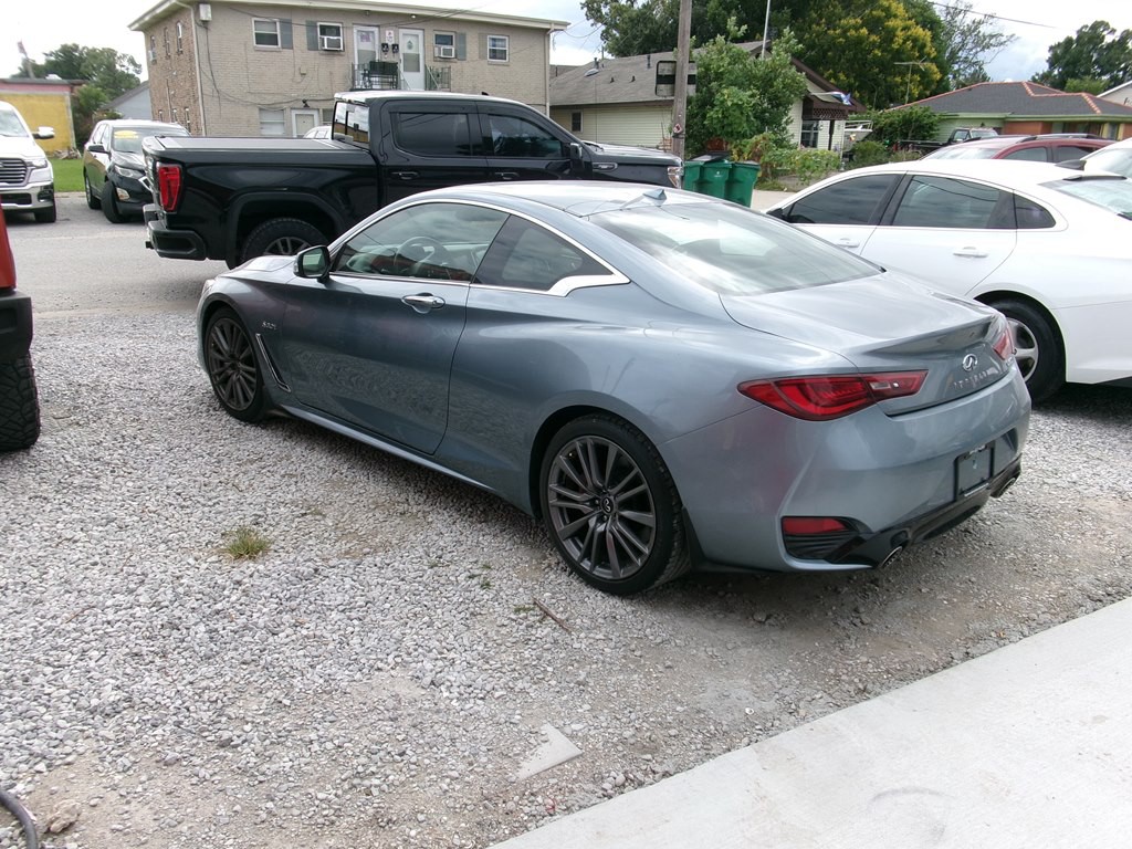 2017 INFINITI Q60 Image 4