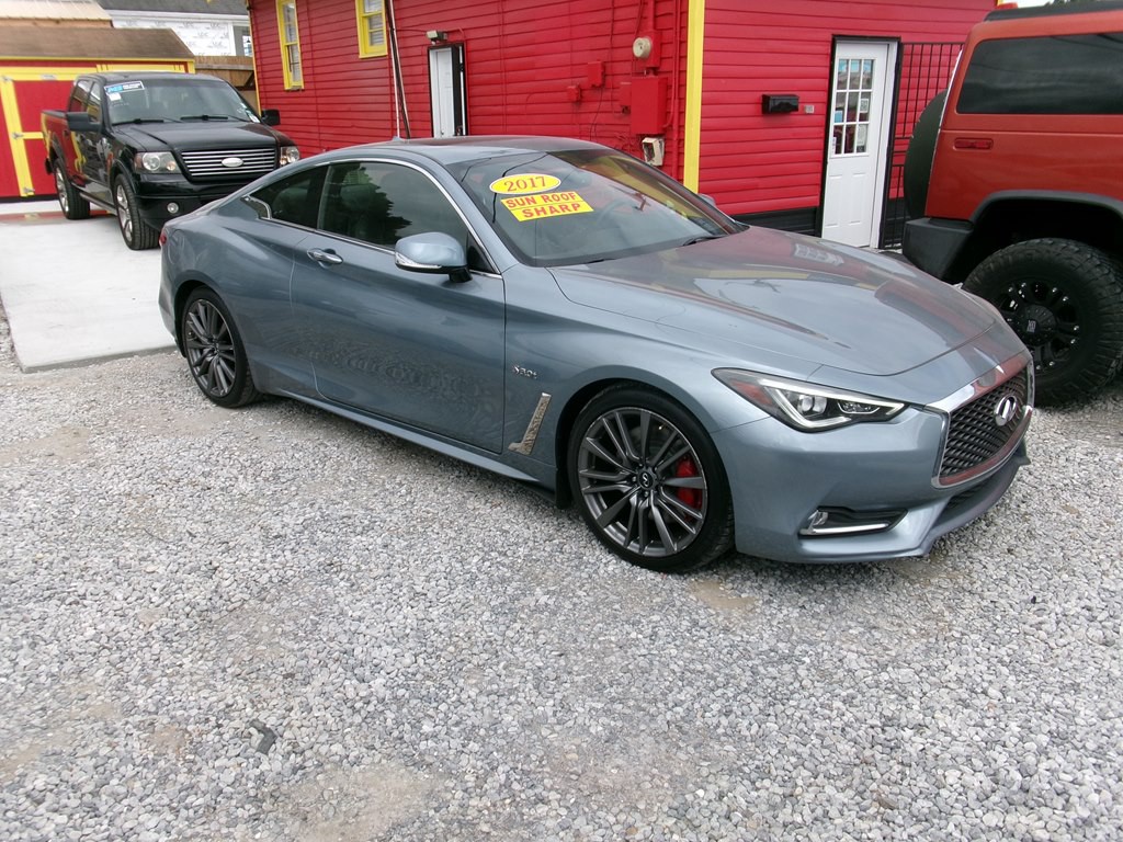 2017 INFINITI Q60 Image 7