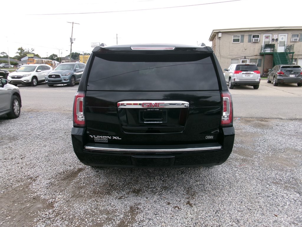 2018 GMC Yukon Image 6
