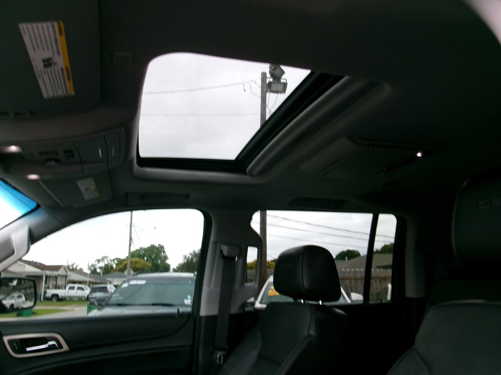2018 GMC Yukon Image 16
