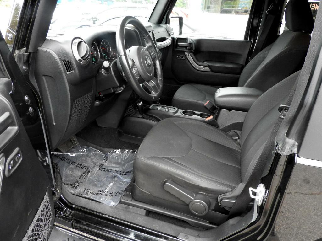 2016 Jeep Wrangler Image 6