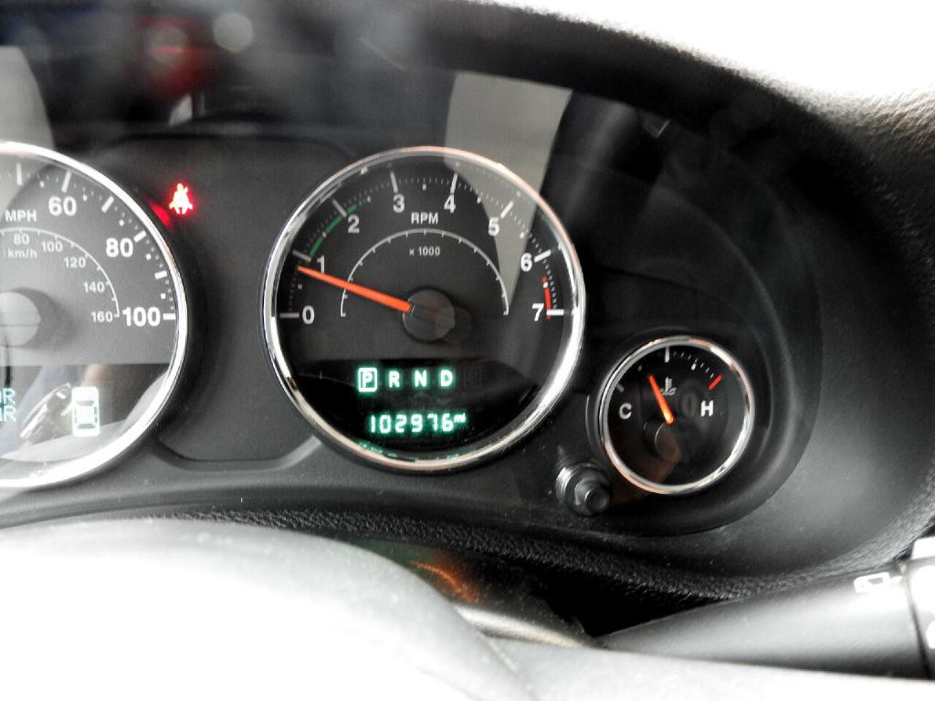 2016 Jeep Wrangler Image 12