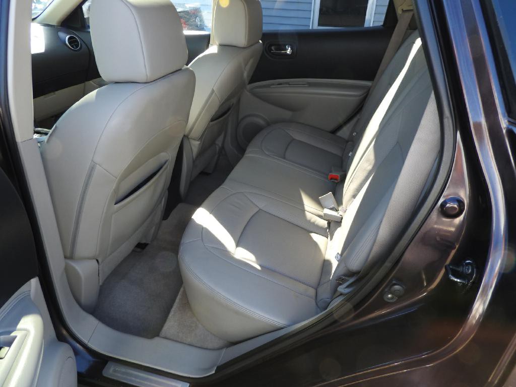 2012 Nissan Rogue Image 9