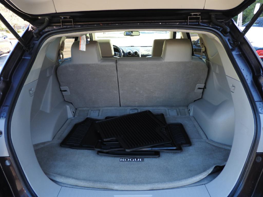 2012 Nissan Rogue Image 11