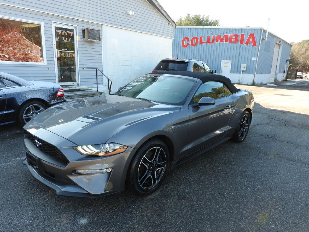 2022 Ford Mustang Image 2