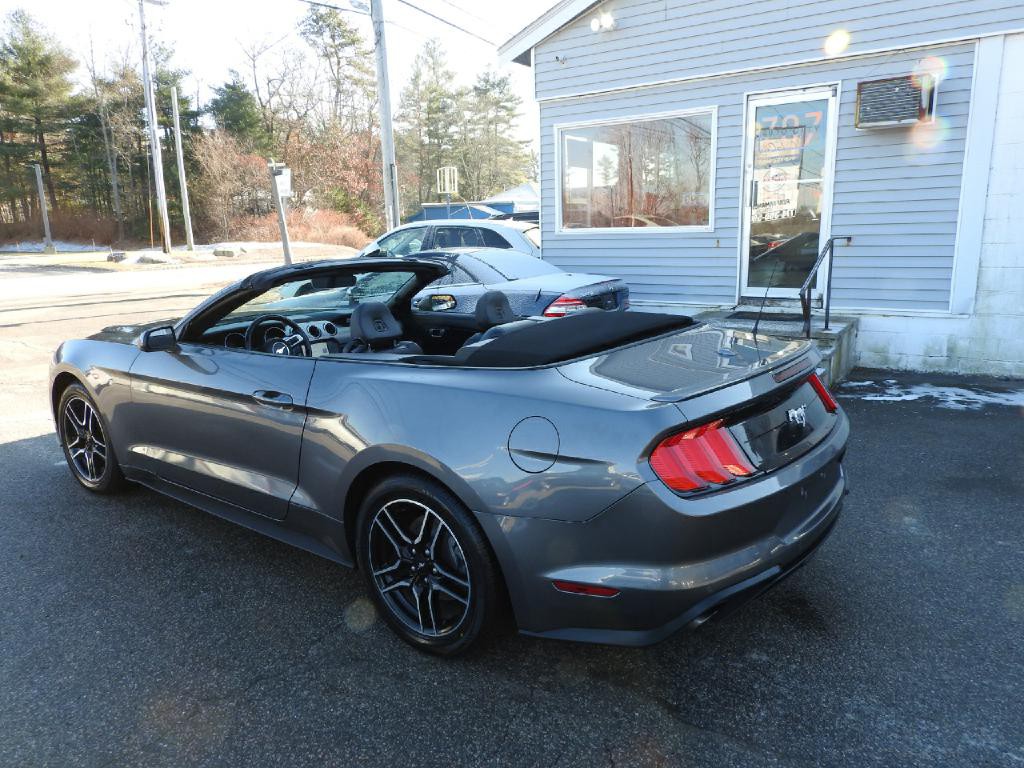 2022 Ford Mustang Image 6