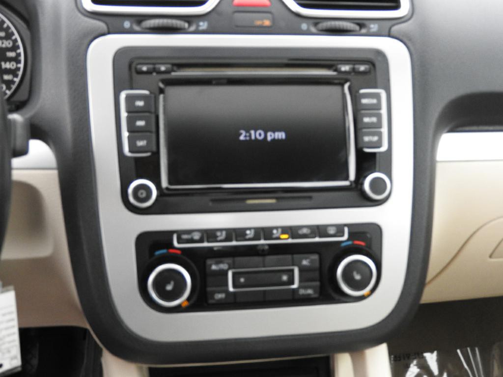 2012 Volkswagen Eos Image 17