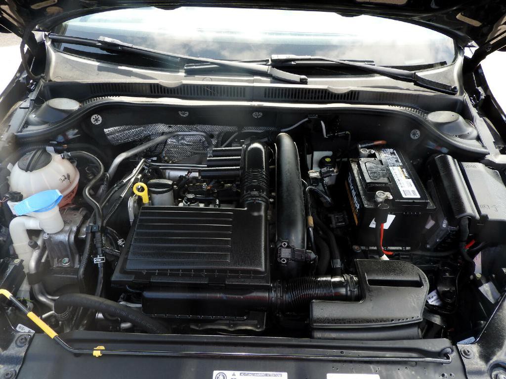 2017 Volkswagen Jetta Image 11