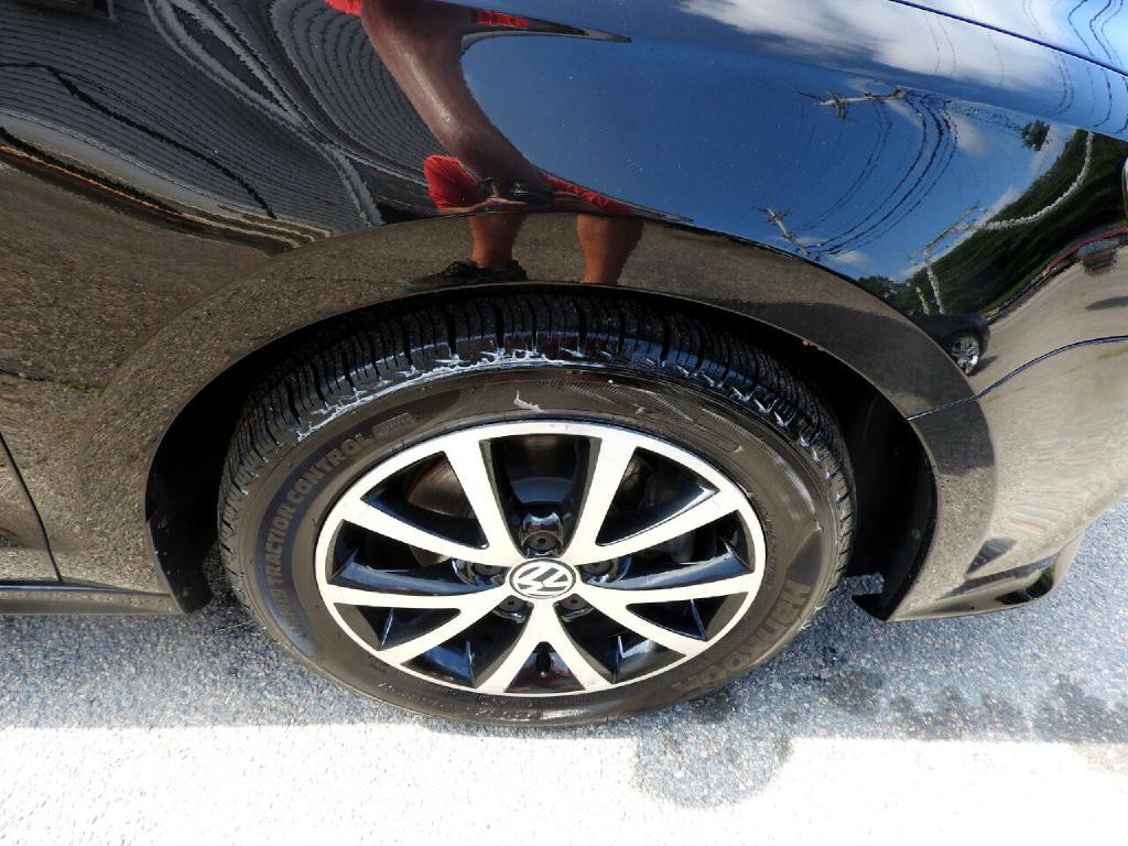 2017 Volkswagen Jetta Image 13