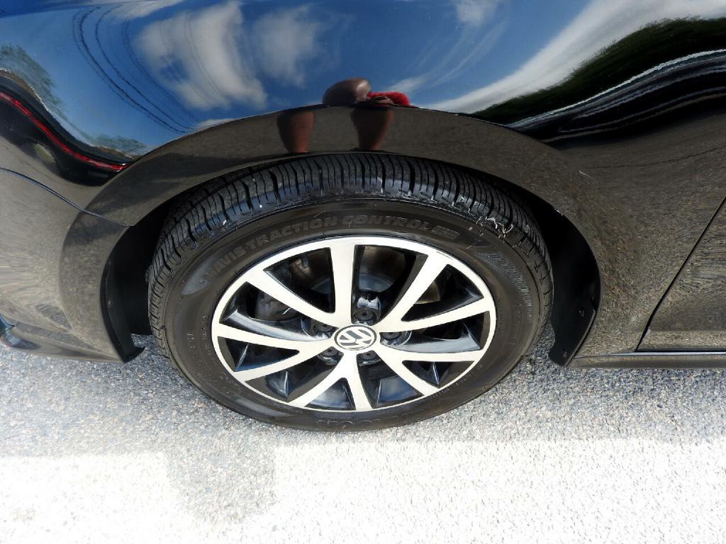 2017 Volkswagen Jetta Image 15