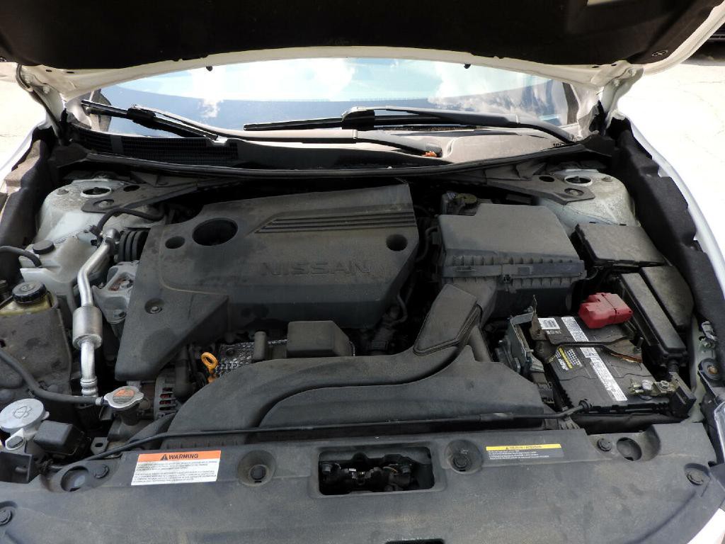 2018 Nissan Altima Image 14