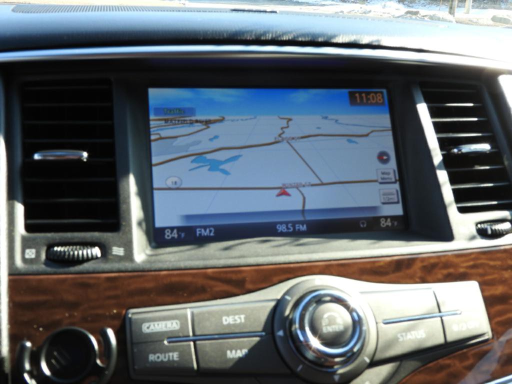 2017 Nissan Armada Image 14