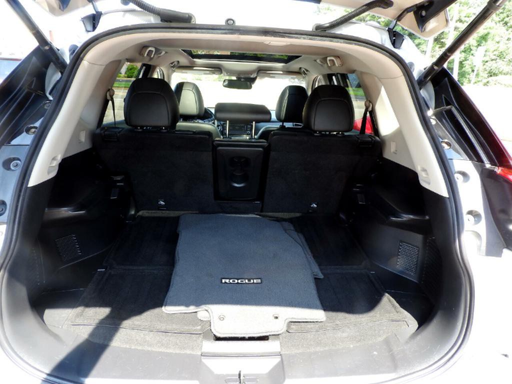 2018 Nissan Rogue Image 10