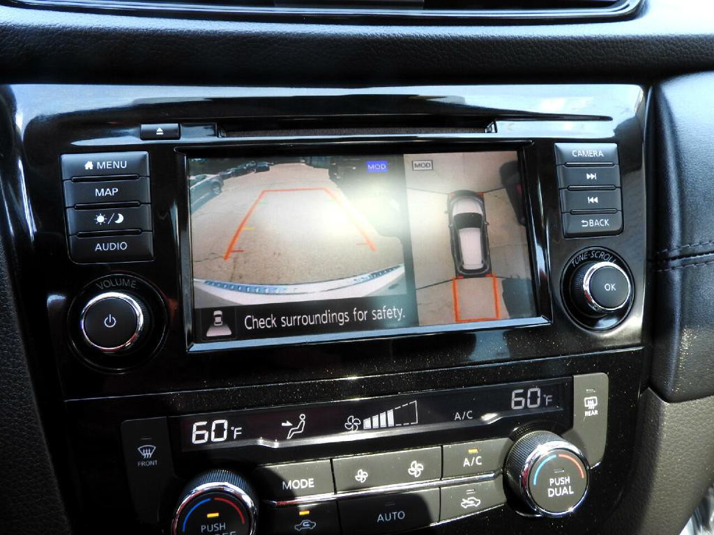 2018 Nissan Rogue Image 14