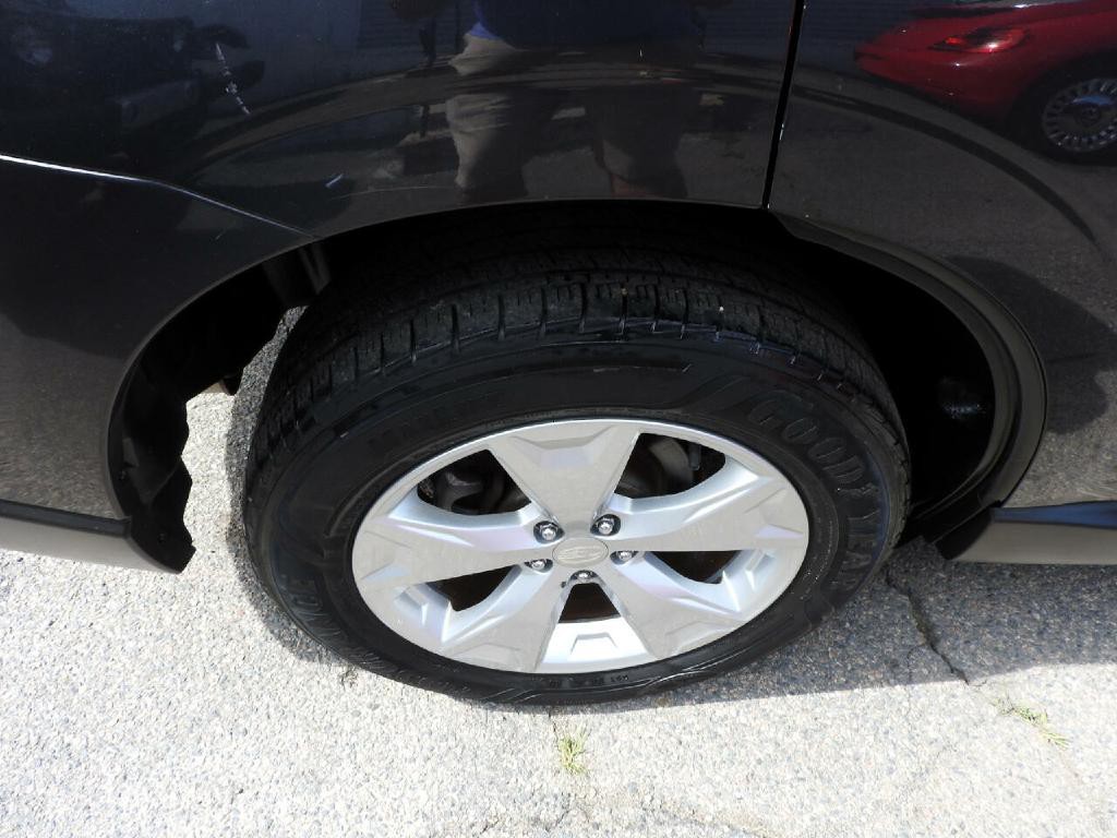 2015 Subaru Forester Image 18