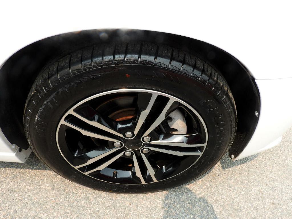 2014 Dodge Charger Image 20