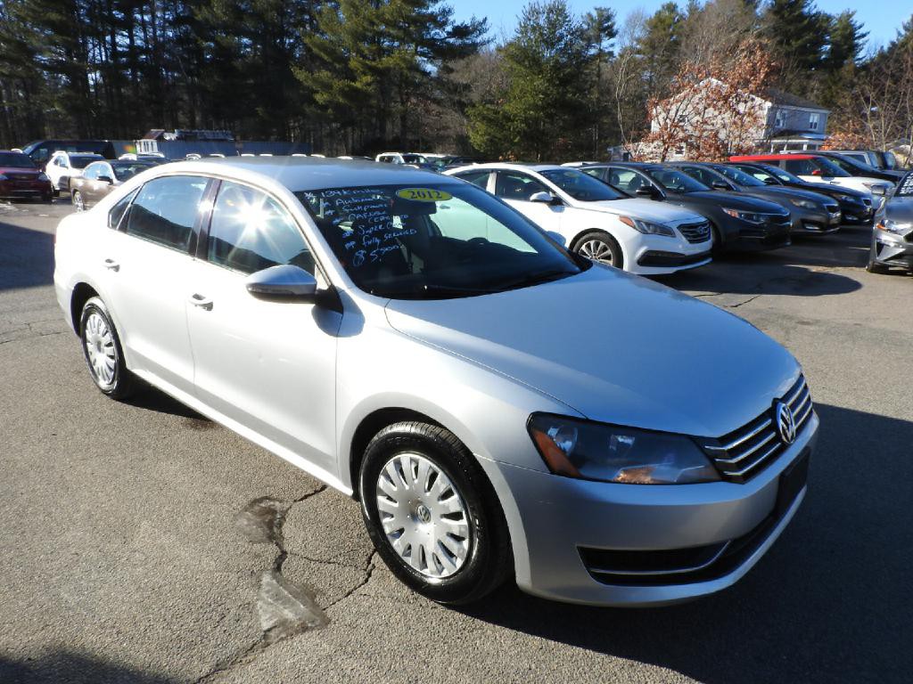 2012 Volkswagen Passat Image 4