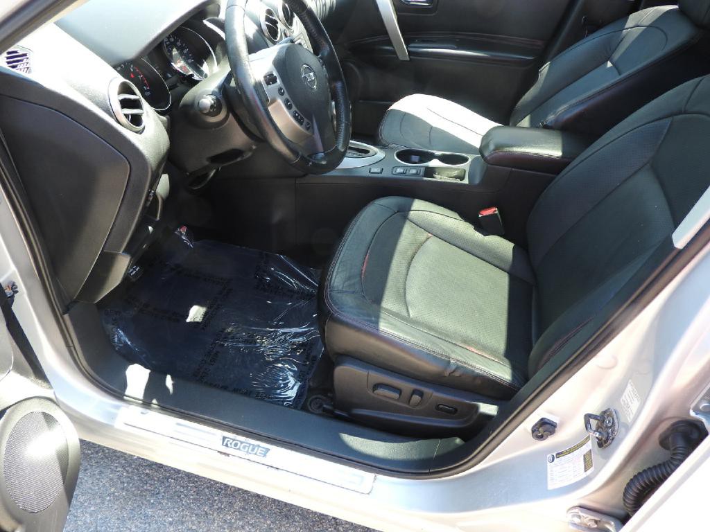 2012 Nissan Rogue Image 6