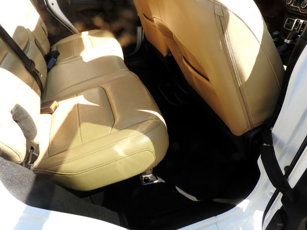 2019 Jeep Wrangler Image 11