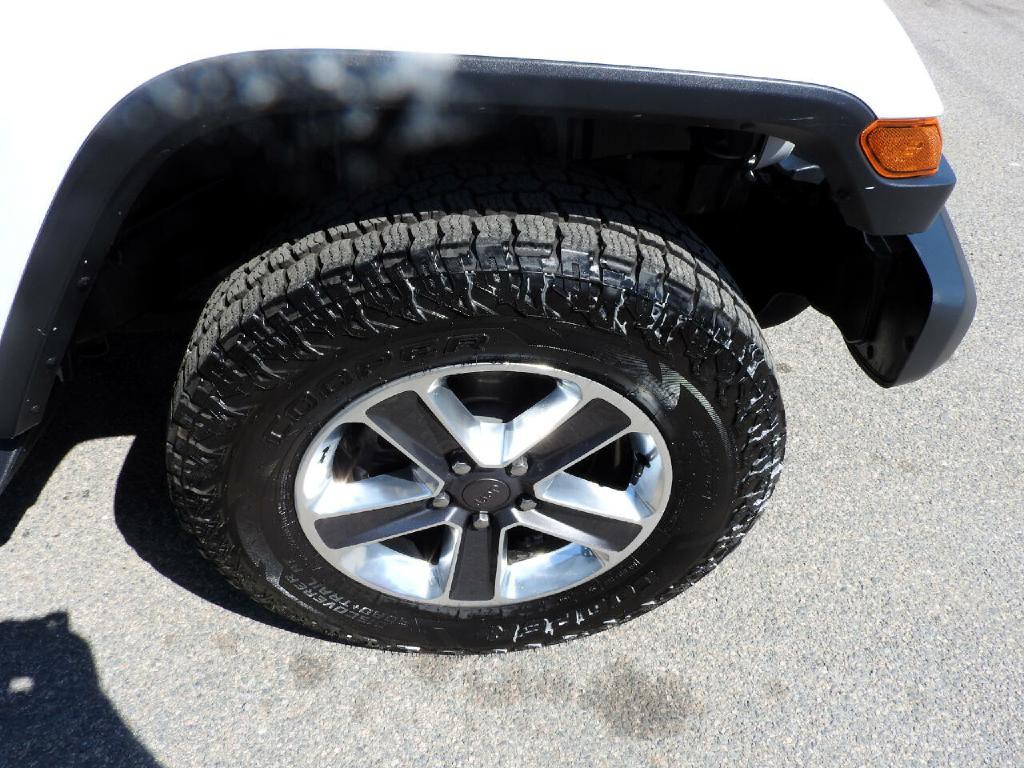 2019 Jeep Wrangler Image 21
