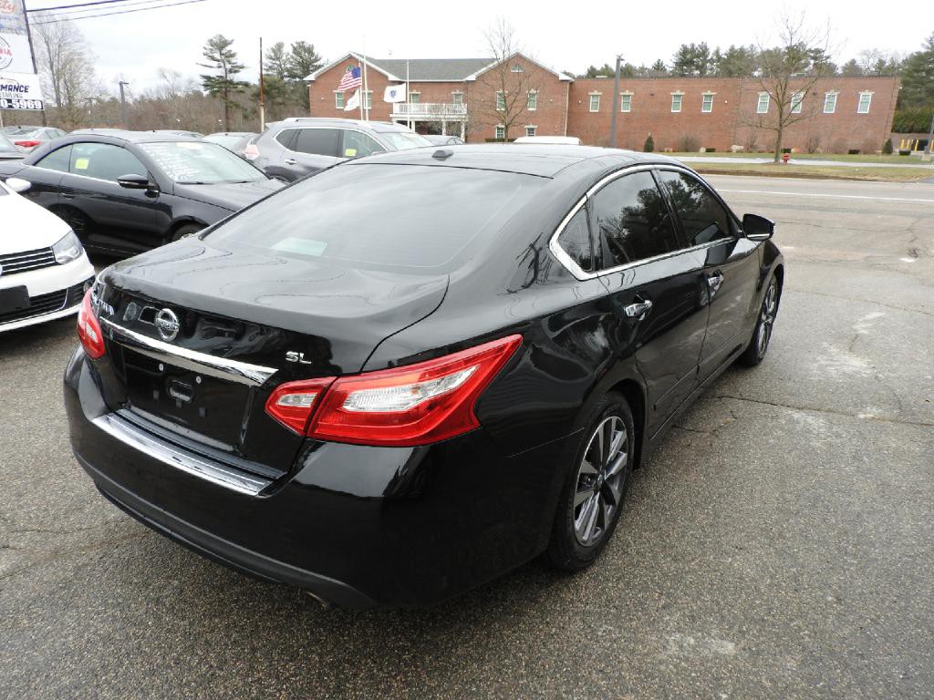 2016 Nissan Altima Image 3