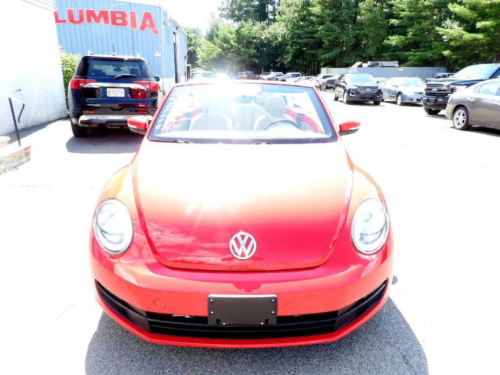2015 Volkswagen Beetle Image 3