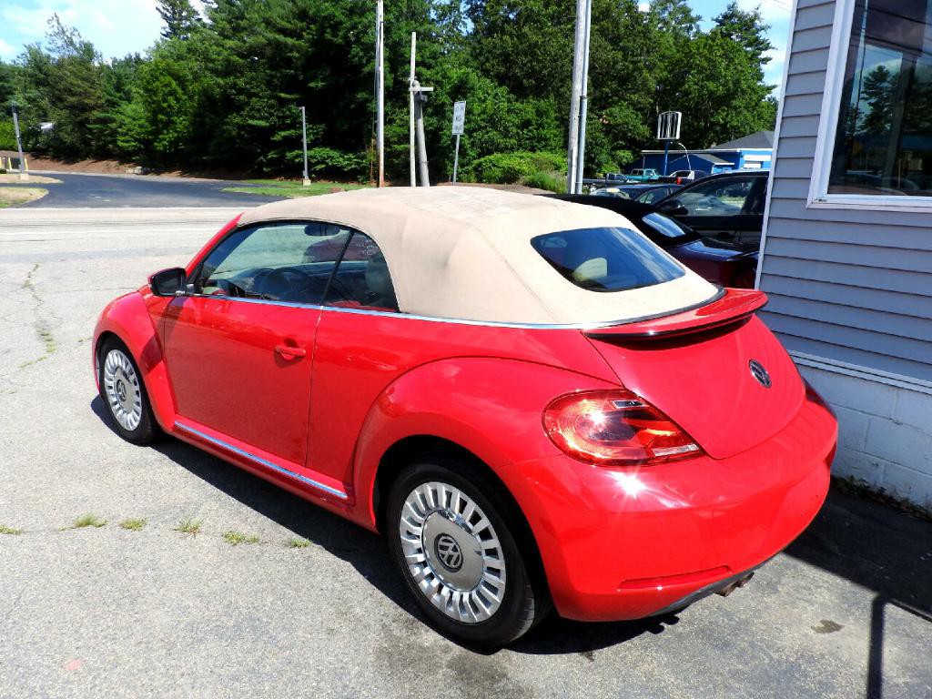 2015 Volkswagen Beetle Image 6