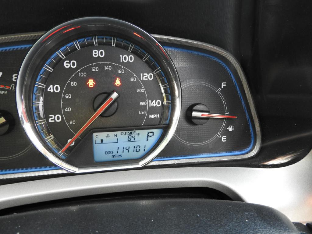 2014 Toyota Rav4 Image 6