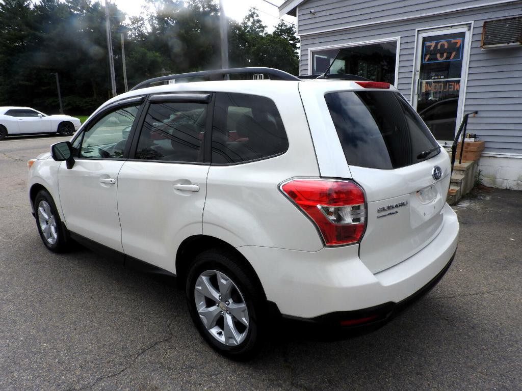 2015 Subaru Forester Image 5