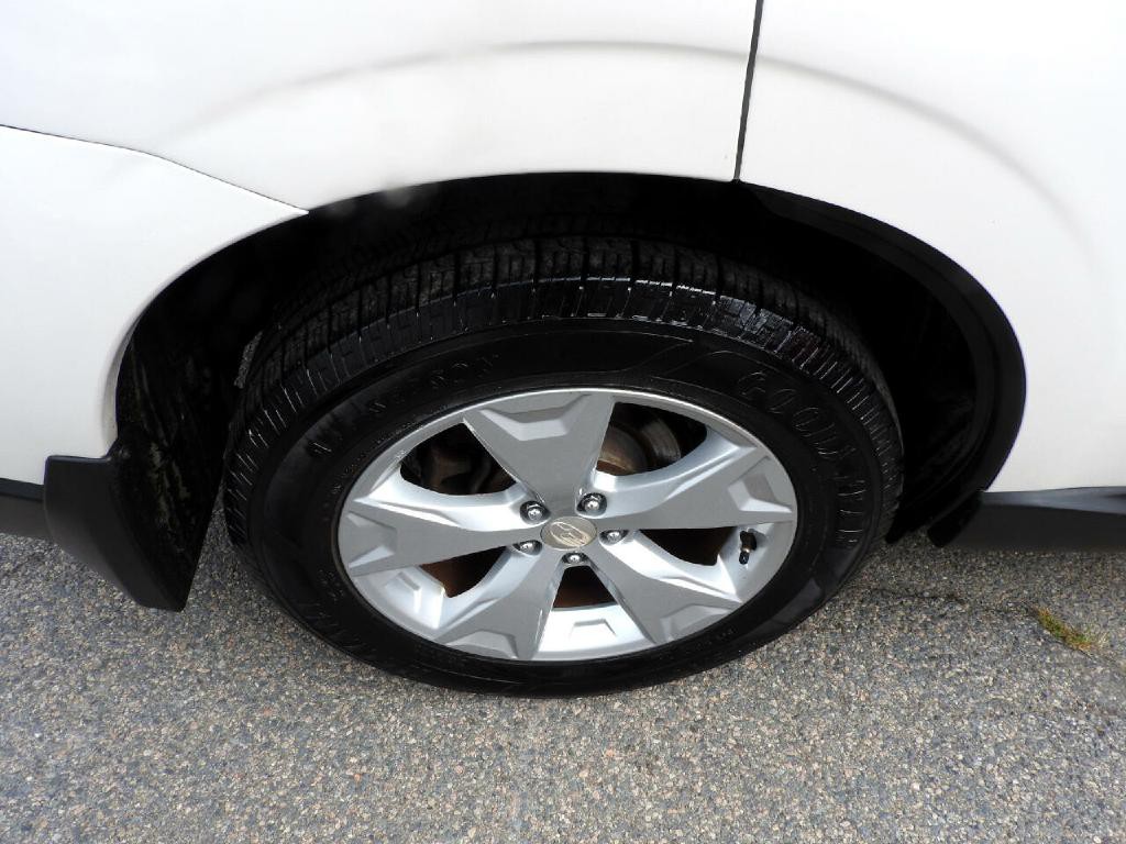 2015 Subaru Forester Image 18