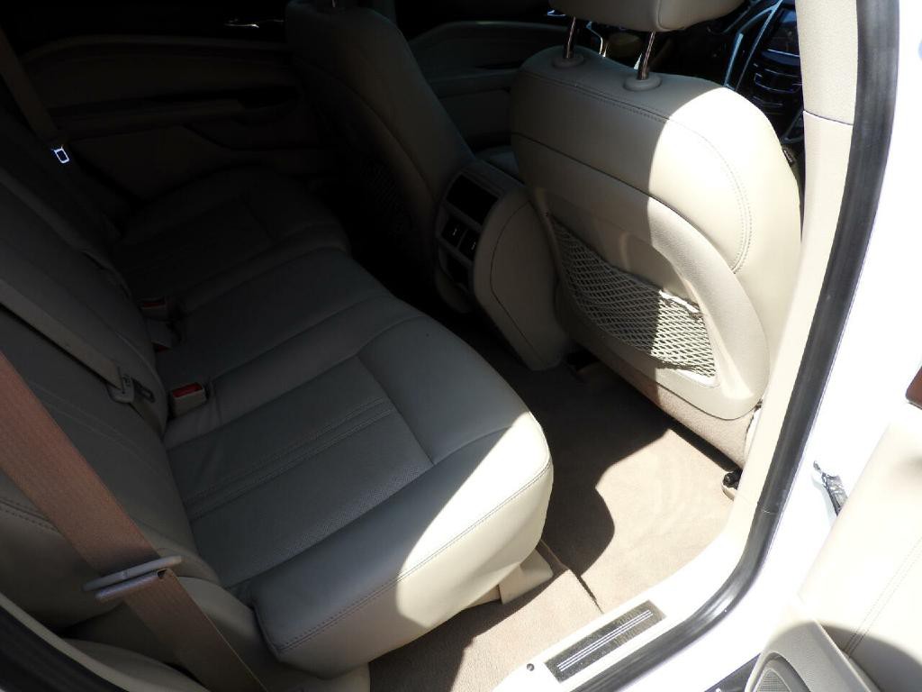 2015 Cadillac SRX Image 8