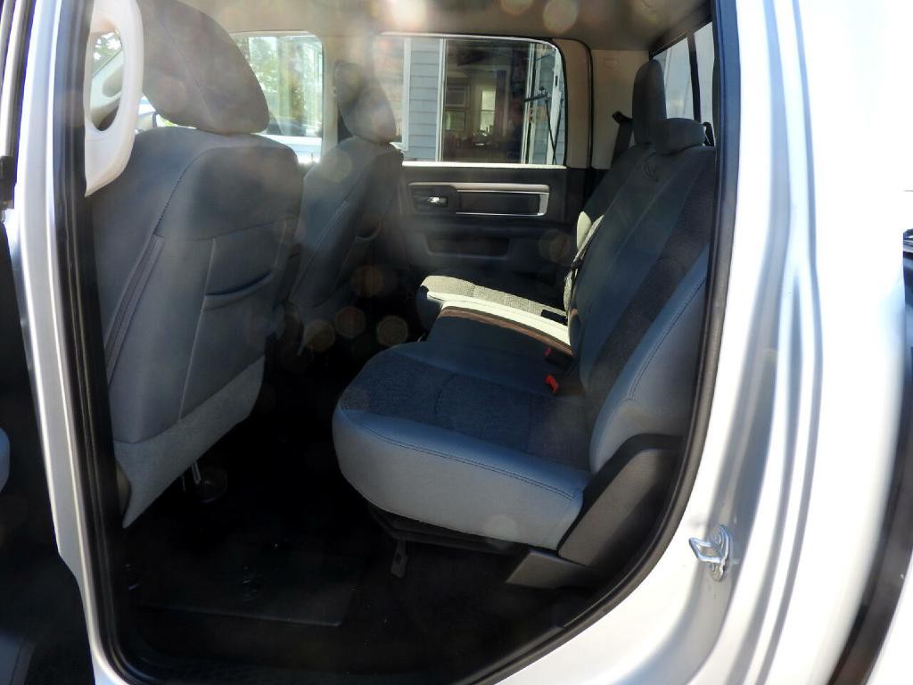 2017 RAM 1500 Image 10