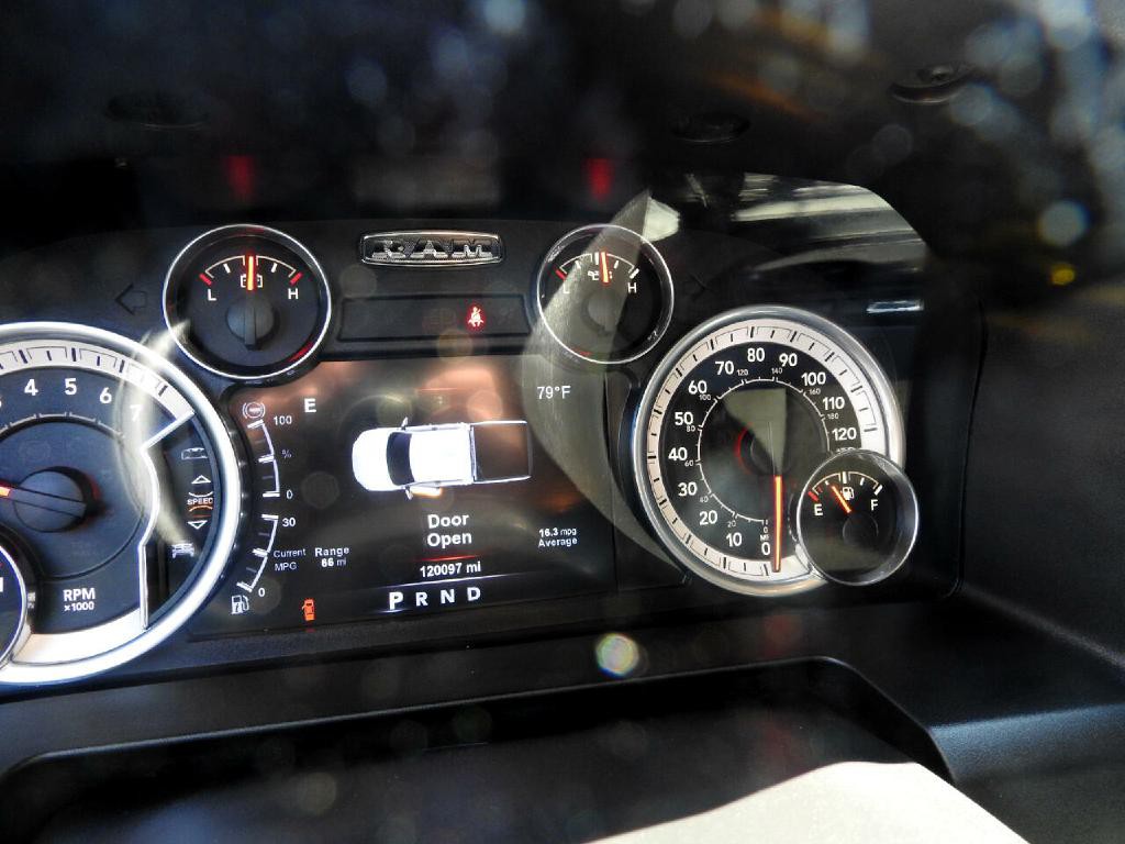 2017 RAM 1500 Image 11