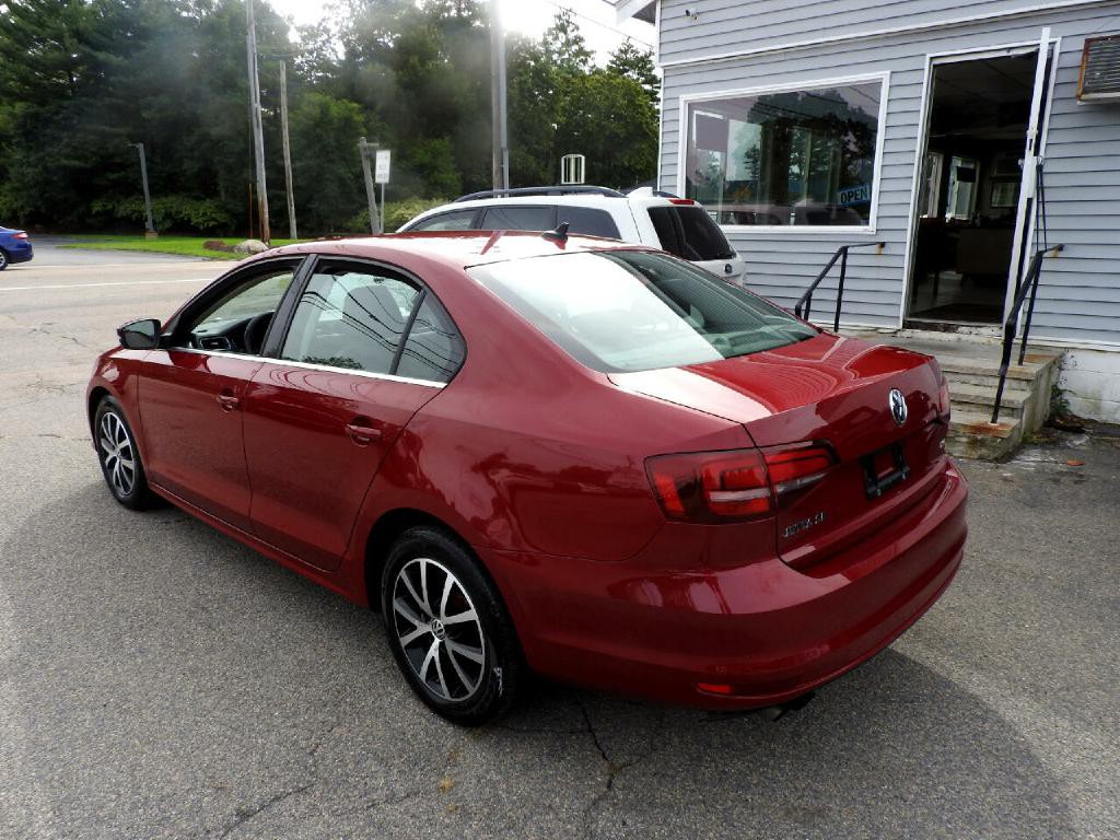 2017 Volkswagen Jetta Image 3