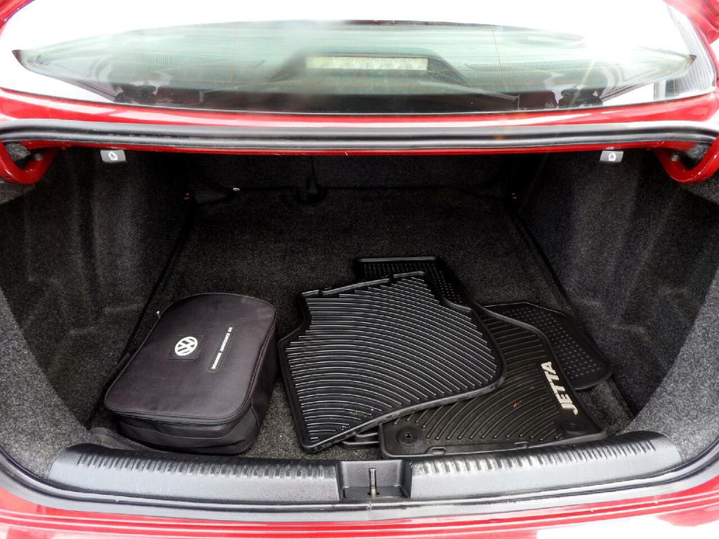 2017 Volkswagen Jetta Image 14