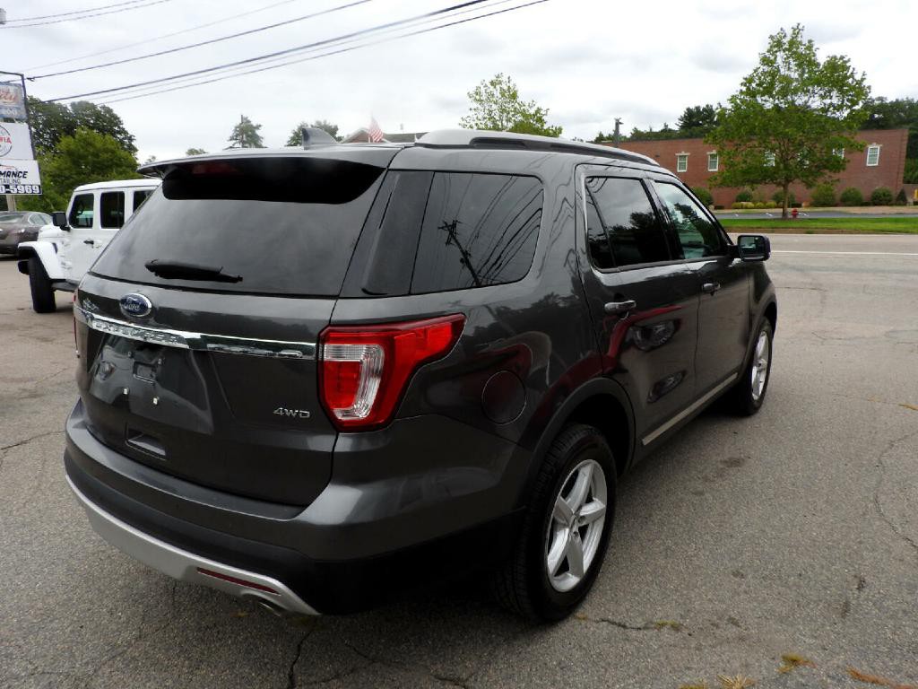 2016 Ford Explorer Image 4