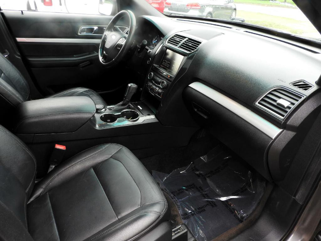 2016 Ford Explorer Image 7