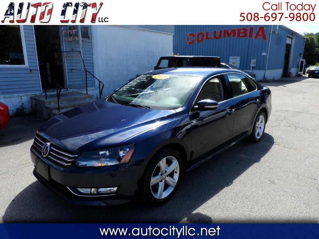2015 Volkswagen Passat Image 1