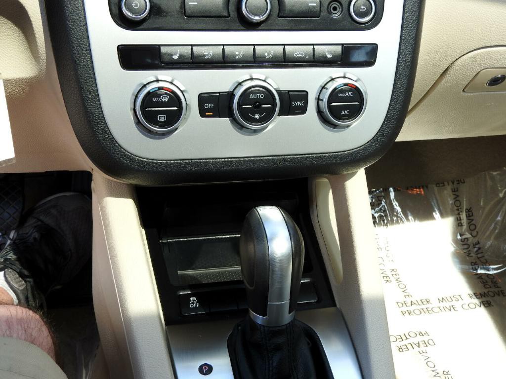 2014 Volkswagen Eos Image 19